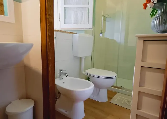 Marrucheto Feriegård Giuncarico