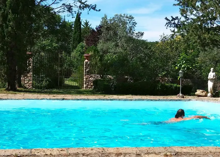 Marrucheto Feriegård Giuncarico
